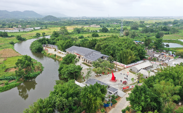 6.铭记革命历史、传承红色基因——广东省游击革命根据地村庄表竹村 (1).jpg