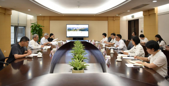 省地方志办党组成员、副主任柯沫夫一行到东莞调研