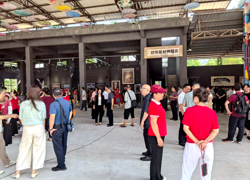 现场展览.jpg