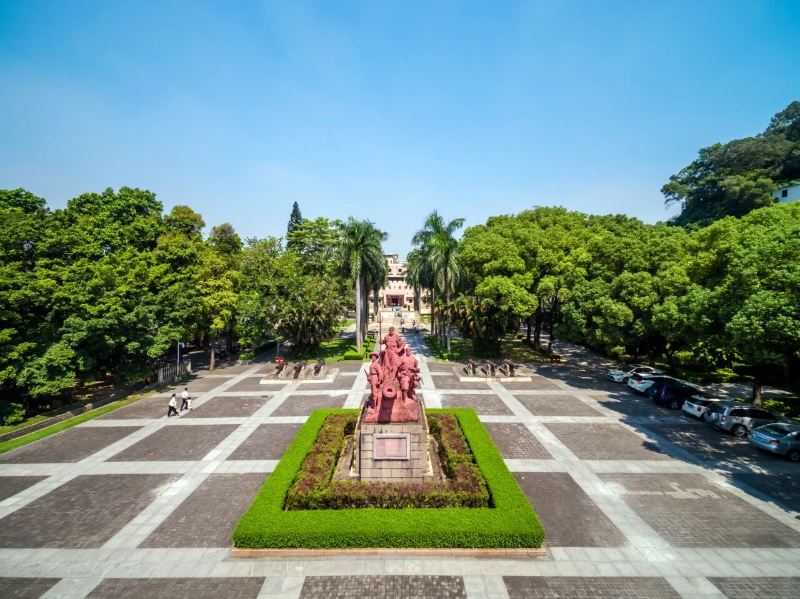 虎门人民抗英雕塑（摄影：王敬新）